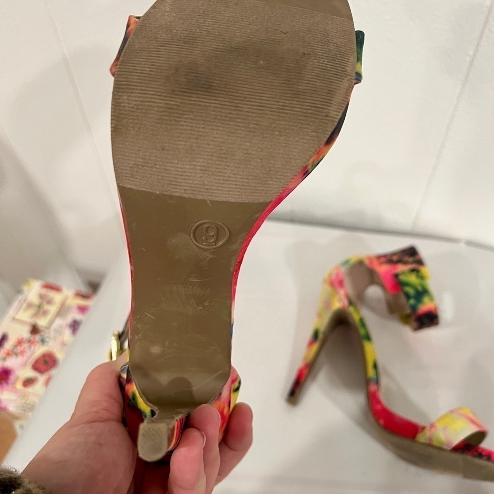 3/$25 SALE🎈Mossimo multicolored ankle strap sandals - Picture 5 of 14